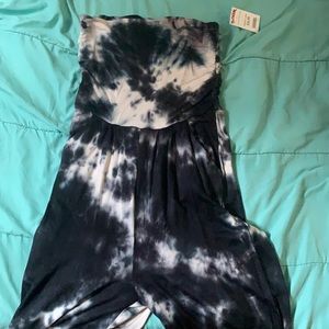 Dark blue and white jumpsuit